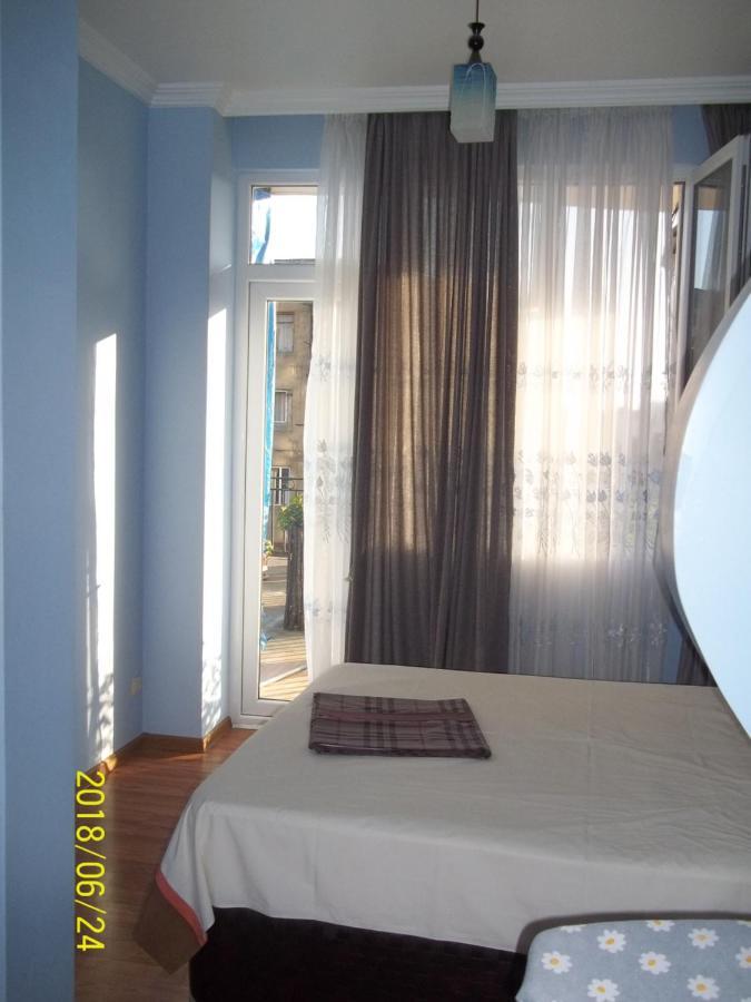 Apartment On Lermontova Батуми Экстерьер фото